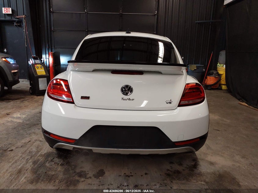 2016 VOLKSWAGEN BEETLE 1.8T DUNE - 3VWS17AT0GM621749