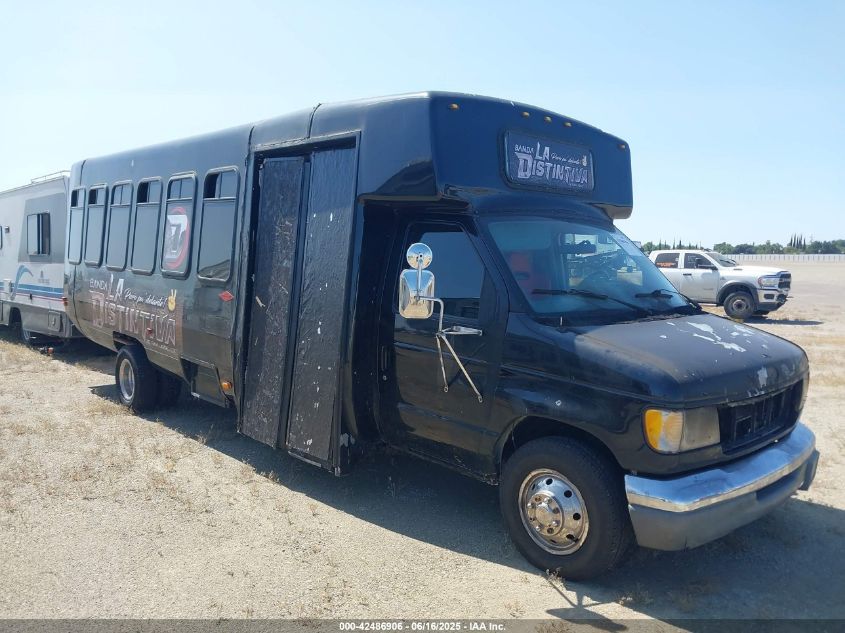 1FDXE40S0XHA36206 FORD E-450 Photo 1