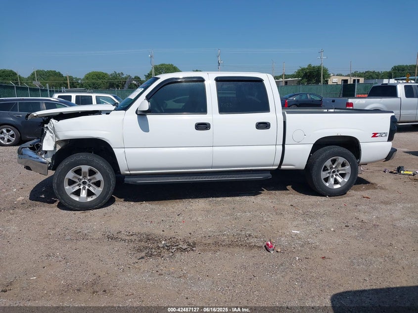 2004 Chevrolet Silverado 1500 Z71 VIN: 2GCEK13T441430992 Lot: 42487127