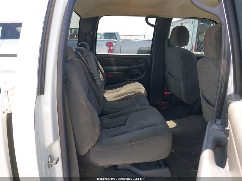 2004 Chevrolet Silverado 1500 Z71 VIN: 2GCEK13T441430992 Lot: 42487127