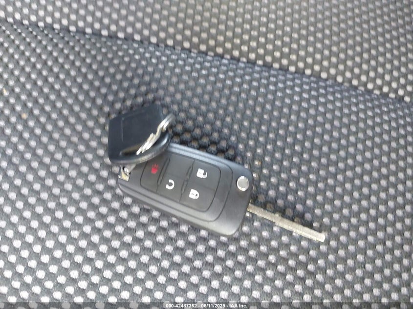 2015 CHEVROLET EQUINOX 1LT - 2GNALBEKXF6312528