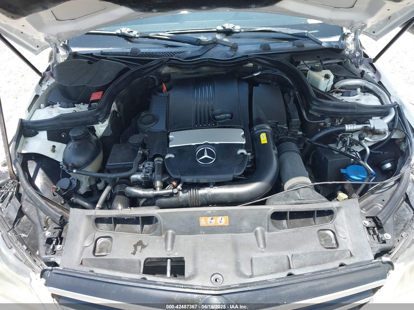 2012 Mercedes-Benz C 250 Luxury/Sport VIN: WDDGF4HB4CR235078 Lot: 42487367