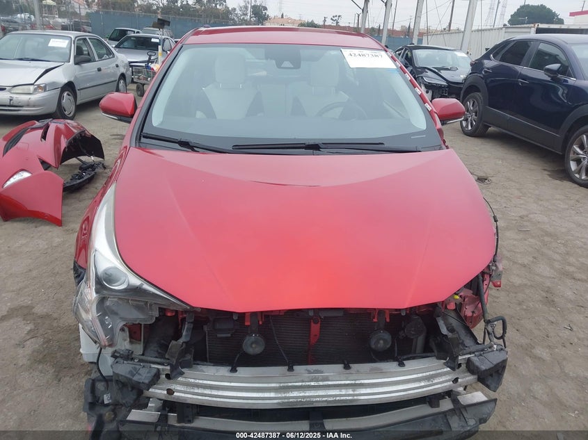 2017 TOYOTA PRIUS VIN: JTDKARFU4H3538215