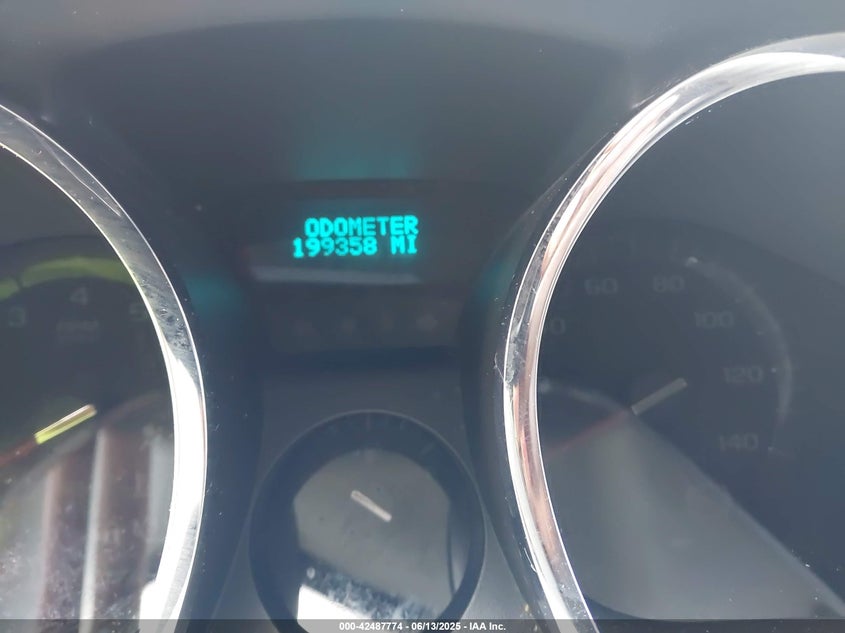 2009 CHEVROLET TRAVERSE VIN: 1GNER23D29S161240