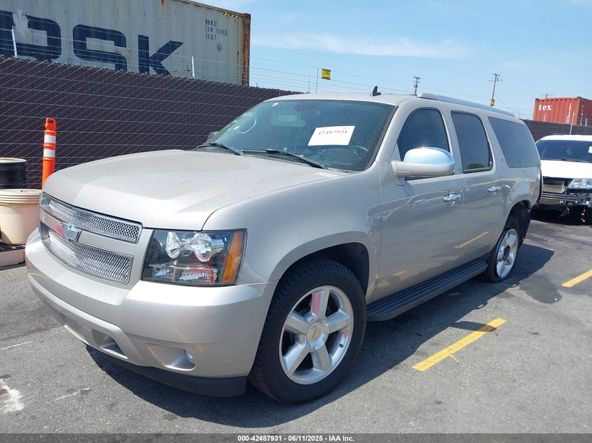 2007 CHEVROLET SUBURBAN 1500 VIN: 3GNFC16017G185557