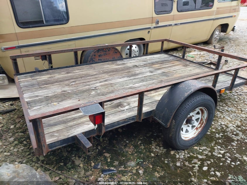 2005 HUGHES TRAILER auction photo 4