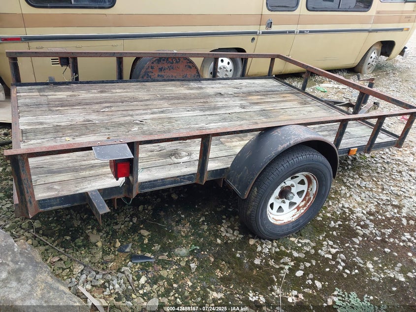 2005 HUGHES TRAILER auction photo 5