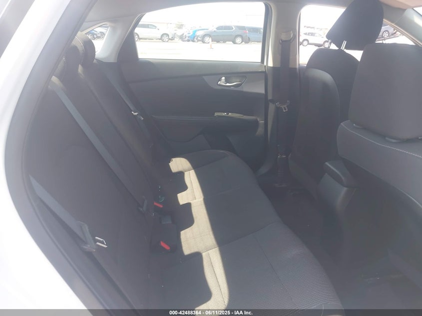 2019 KIA FORTE LXS - 3KPF24AD9KE049835
