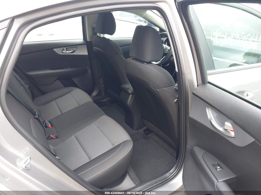 2023 KIA FORTE LXS - 3KPF24AD8PE540520