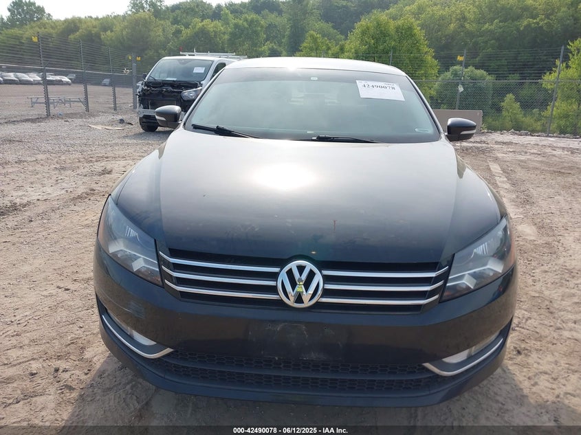 2015 VOLKSWAGEN PASSAT VIN: 1VWAT7A34FC119333