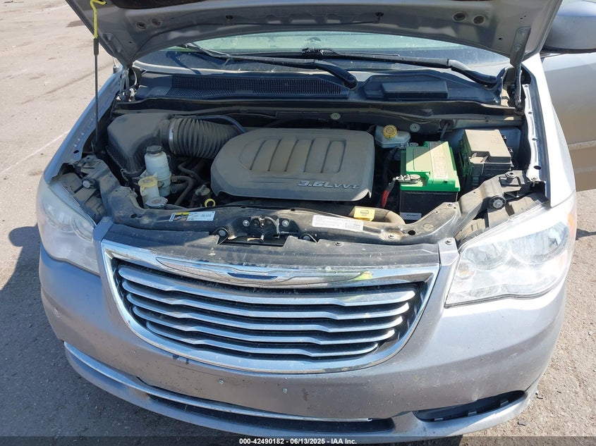 2014 CHRYSLER TOWN & COUNTRY TOURING - 2C4RC1BG6ER324713