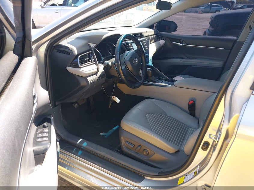 2020 TOYOTA CAMRY VIN: 4T1G11AK6LU932813