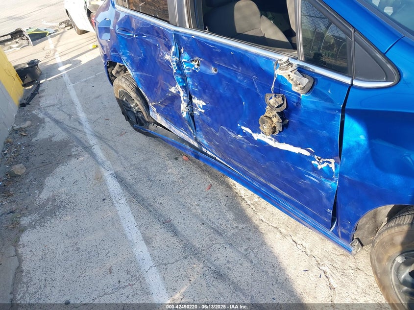 2017 CHEVROLET CRUZE LT AUTO - 1G1BE5SM7H7133888