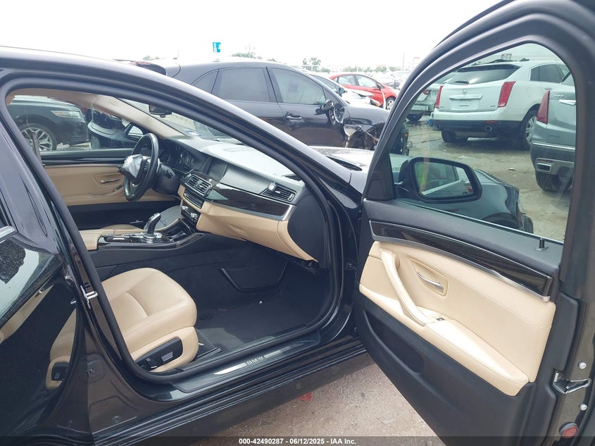 2016 BMW 528 VIN: WBA5A5C55GG351220