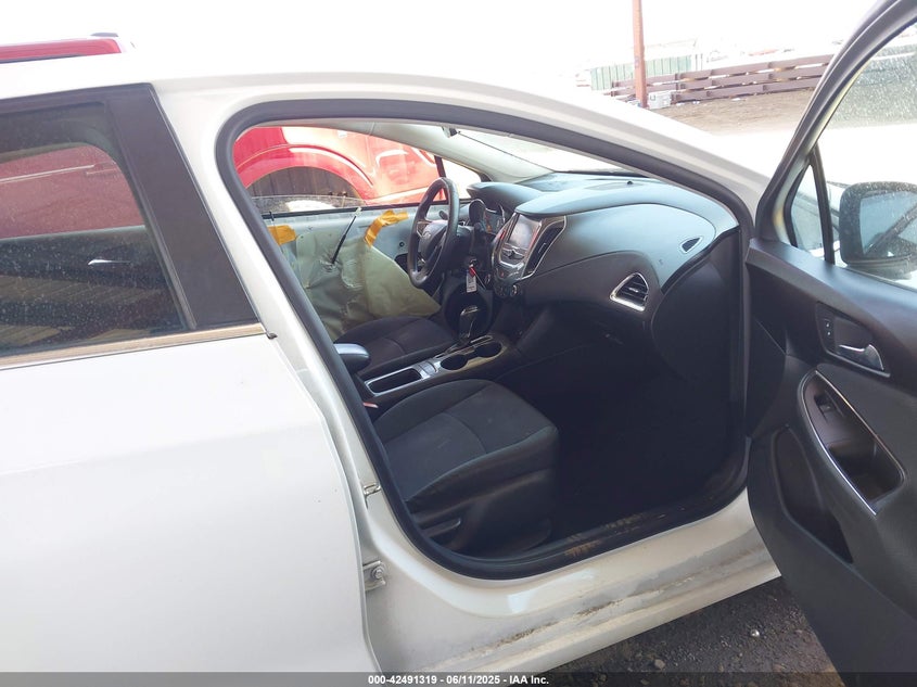 2017 CHEVROLET CRUZE VIN: 1G1BE5SM1H7186943