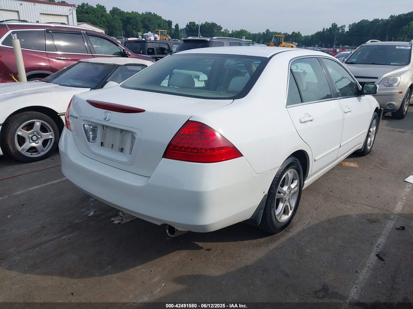 2007 HONDA ACCORD VIN: 1HGCM56317A031702