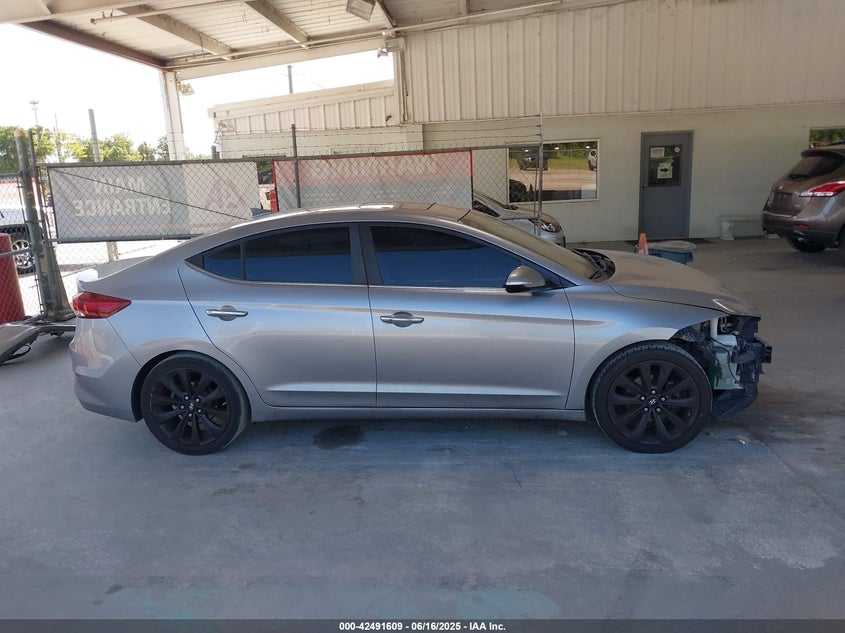 2017 HYUNDAI ELANTRA LIMITED - 5NPD84LF7HH065122