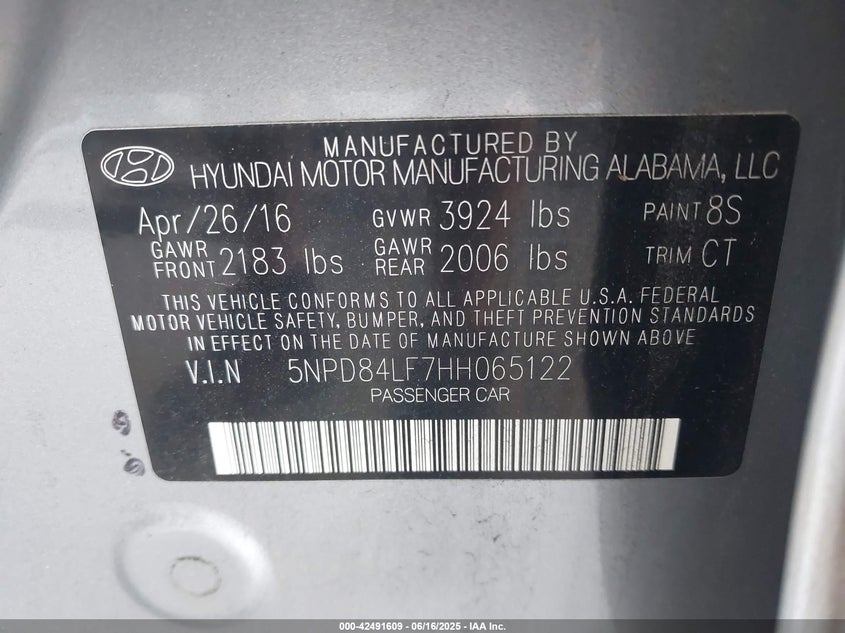 2017 HYUNDAI ELANTRA LIMITED - 5NPD84LF7HH065122