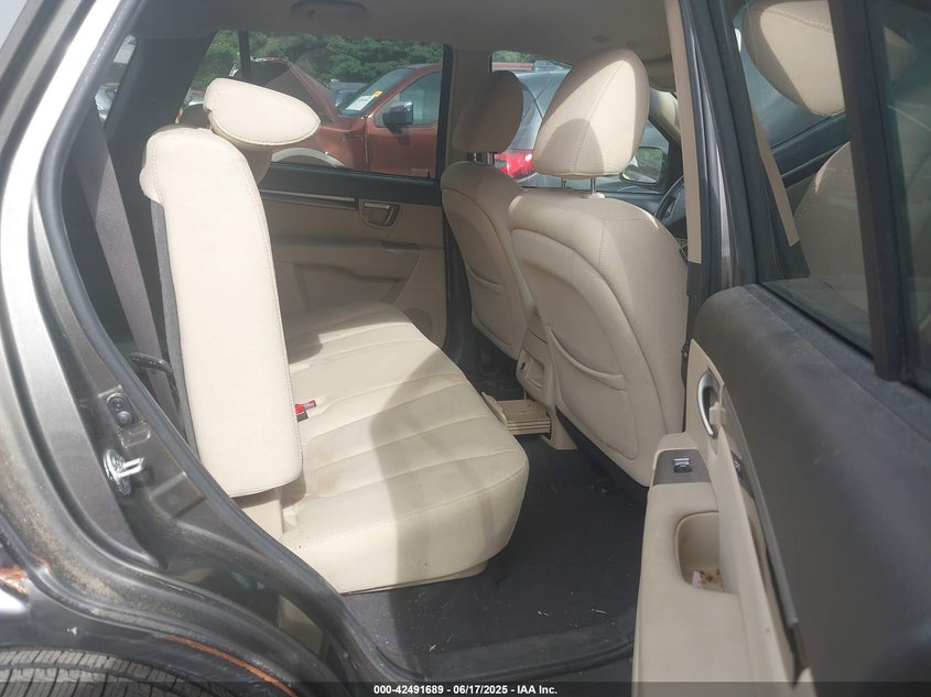 2012 HYUNDAI SANTA FE VIN: 5XYZG3AB2CG125181