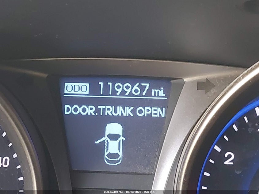 2015 HYUNDAI GENESIS 3.8 BASE - KMHHU6KJ0FU124671