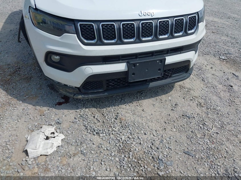VIN 3C4NJDBN2PT566984 2023 JEEP COMPASS LATITUDE 4X4