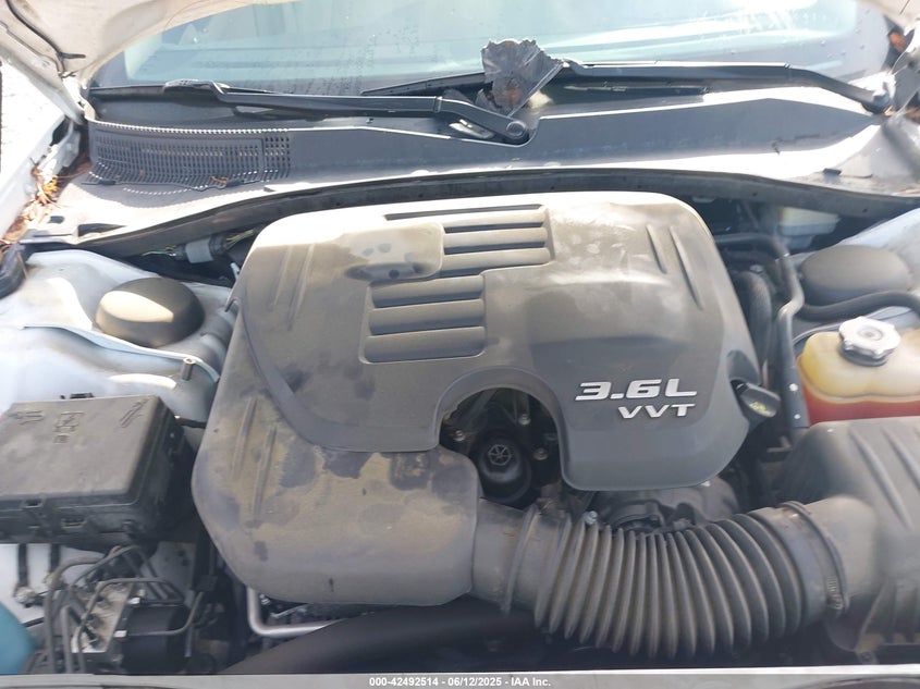 2014 CHRYSLER 300 VIN: 2C3CCAAG7EH164407