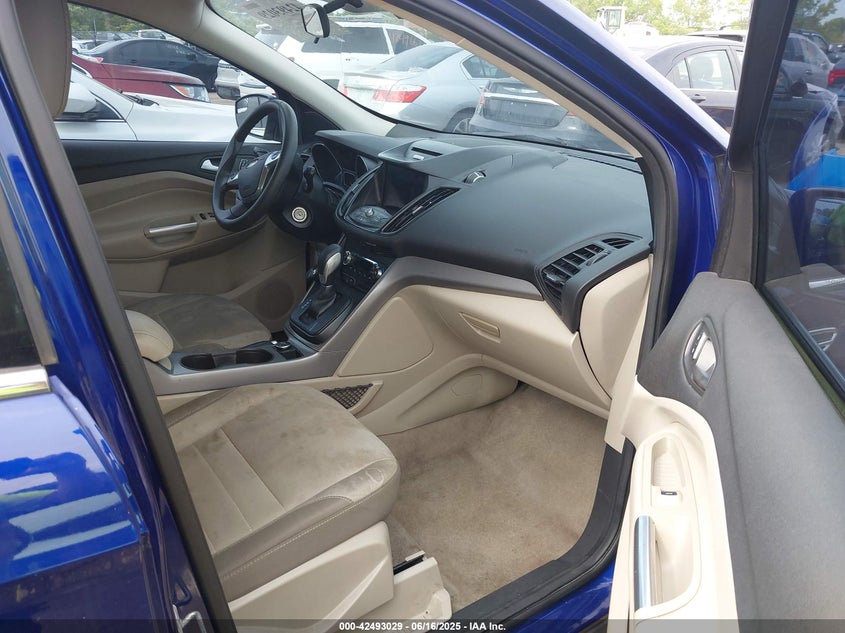 2016 FORD ESCAPE VIN: 1FMCU9GX2GUB78578