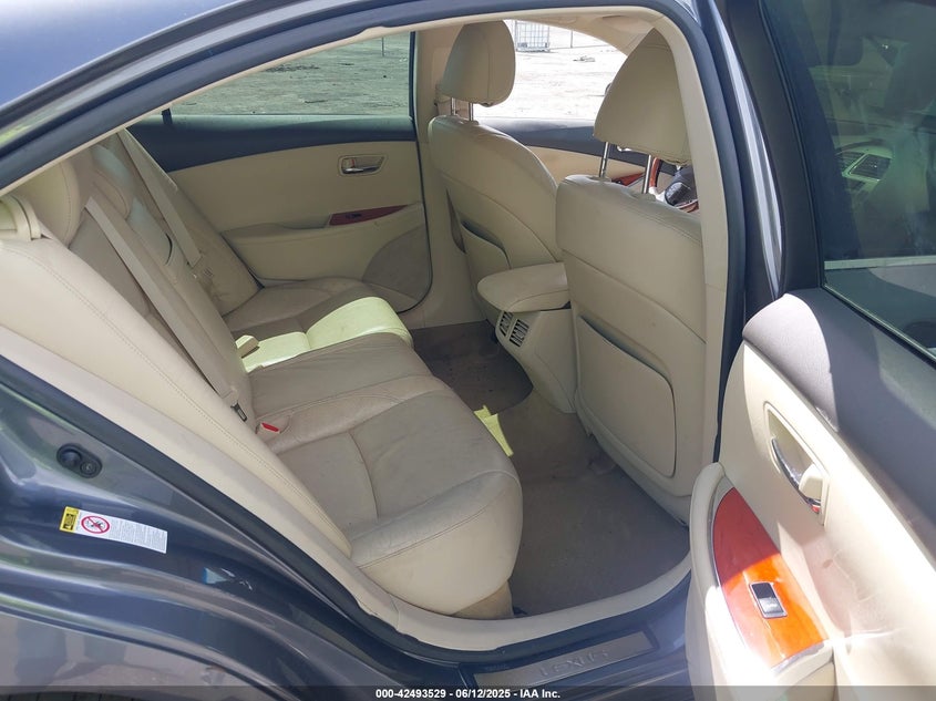 2012 LEXUS ES VIN: JTHBK1EG3C2505939