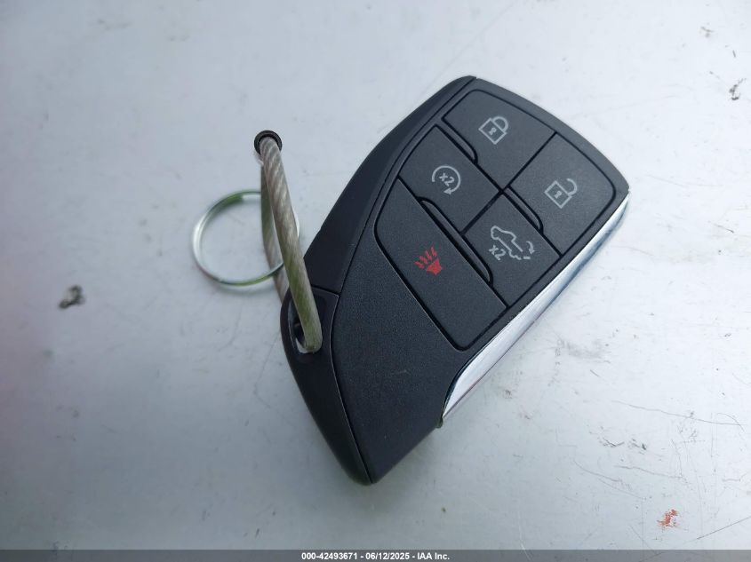 2025 Chevrolet Silverado 1500 - 1GCUKDED6SZ109138