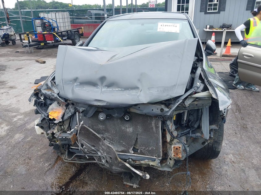 2009 HONDA ACCORD VIN: 1HGCP26359A021747