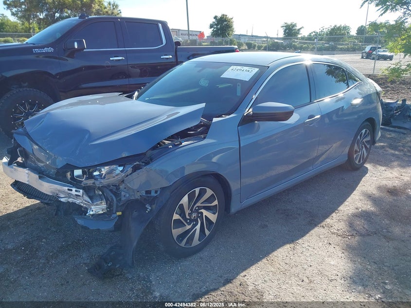 2018 HONDA CIVIC VIN: SHHFK7H25JU232923
