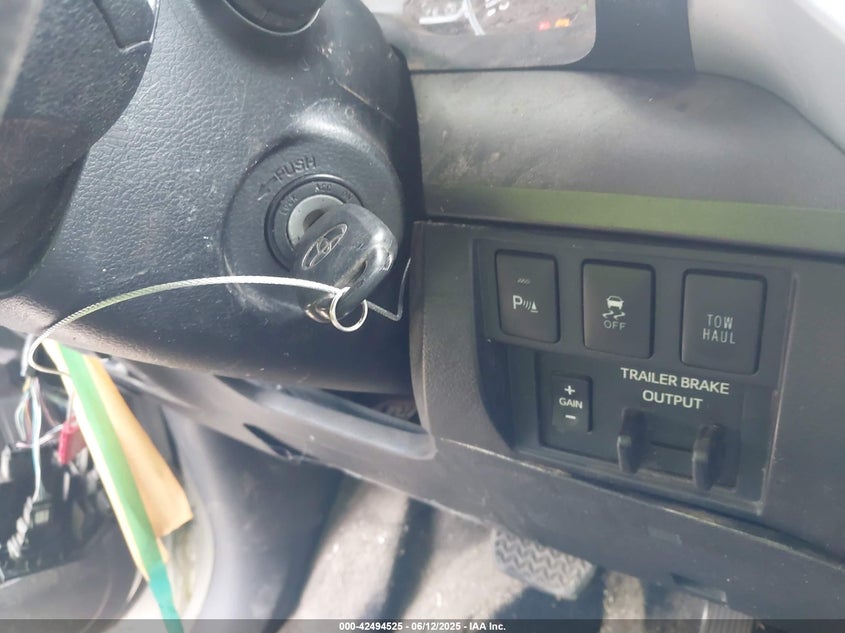 2018 TOYOTA TUNDRA SR5 5.7L V8 - 5TFDW5F17JX705271