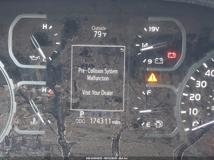 2018 TOYOTA TUNDRA SR5 5.7L V8 - 5TFDW5F17JX705271