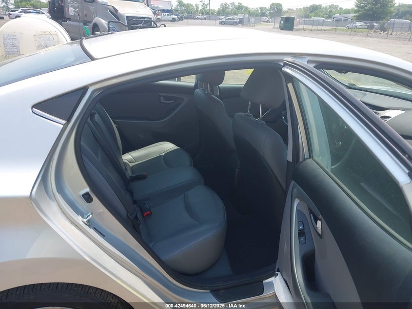 2015 HYUNDAI ELANTRA LIMITED - 5NPDH4AE2FH581248