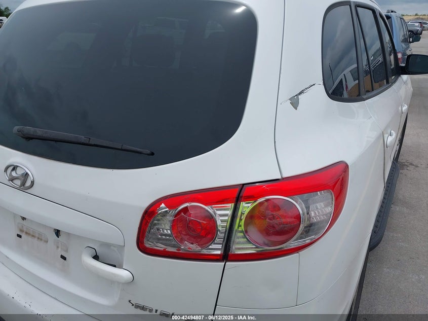2011 HYUNDAI SANTA FE VIN: 5XYZG3AB2BG069709
