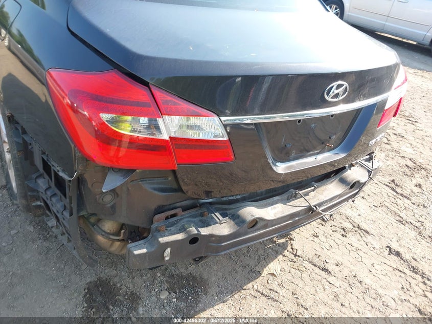 2013 HYUNDAI GENESIS 3.8 - KMHGC4DD2DU245158
