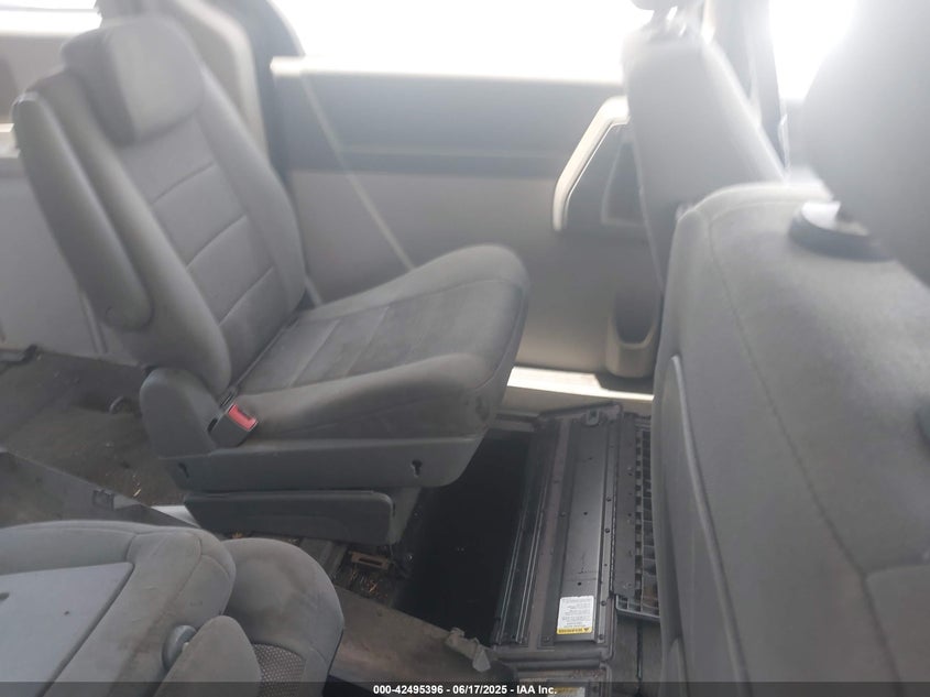 2008 Dodge Grand Caravan Se VIN: 2D8HN44H48R761256 Lot: 42495396