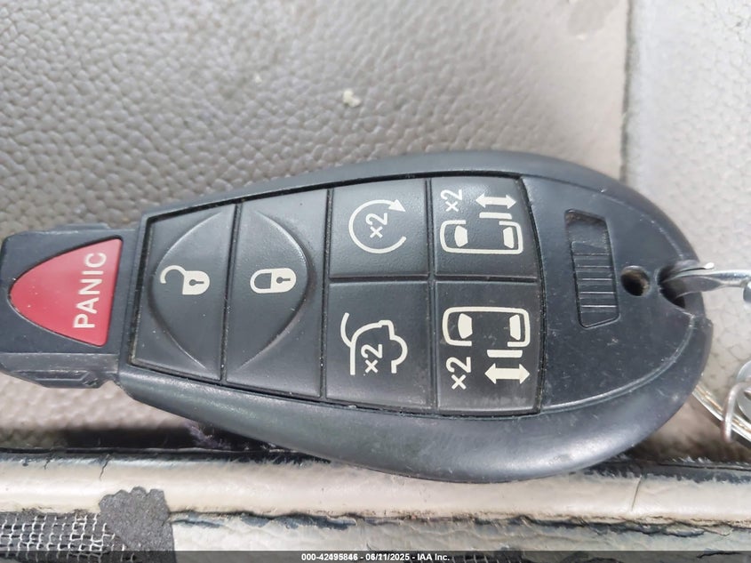 2015 CHRYSLER TOWN & COUNTRY TOURING - 2C4RC1BG8FR645864