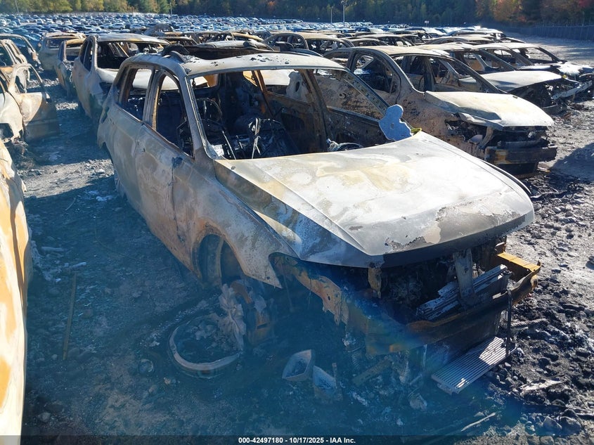 VOLKSWAGEN TIGUAN 2.0T SE/2.0T SE R-LINE BLACK/2.0T SEL