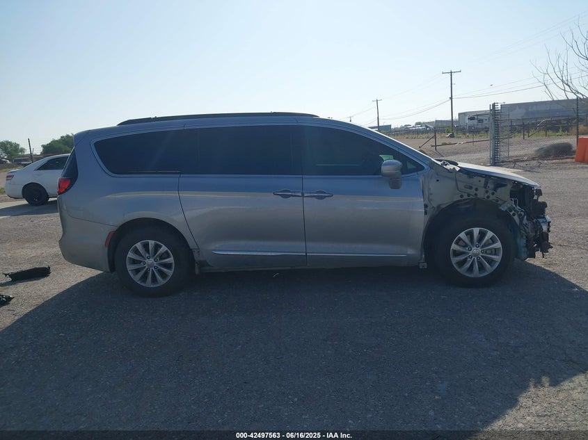 2017 CHRYSLER PACIFICA TOURING-L - 2C4RC1BG7HR642618