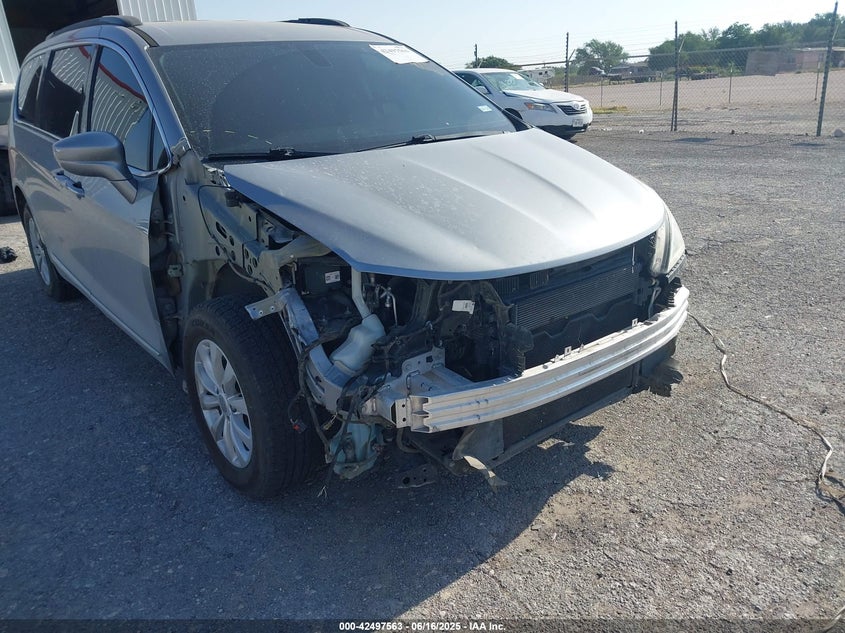 2017 CHRYSLER PACIFICA TOURING-L - 2C4RC1BG7HR642618