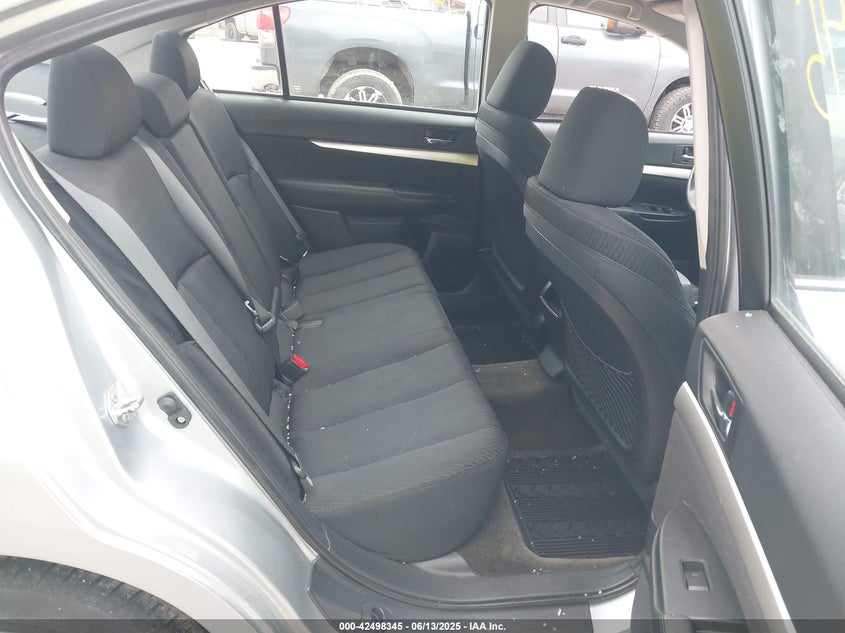 2012 SUBARU LEGACY auction photo 8