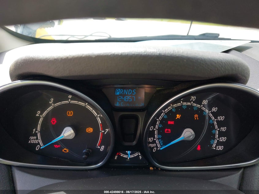 VIN 3FADP4BJXKM128617 2019 FORD FIESTA SE