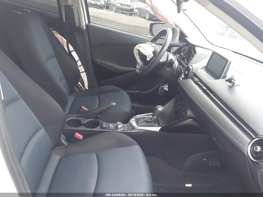 2017 TOYOTA YARIS IA VIN: 3MYDLBYVXHY156540