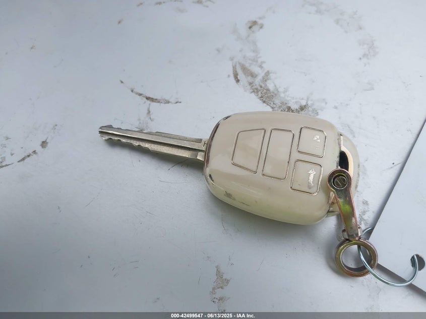 2015 TOYOTA COROLLA LE PLUS - 5YFBURHE4FP231225