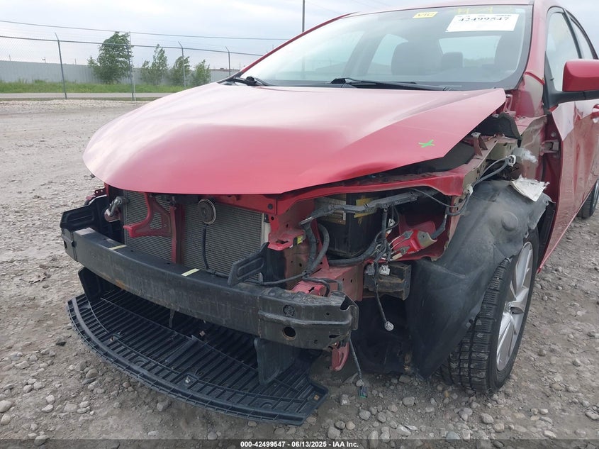 2015 TOYOTA COROLLA LE PLUS - 5YFBURHE4FP231225