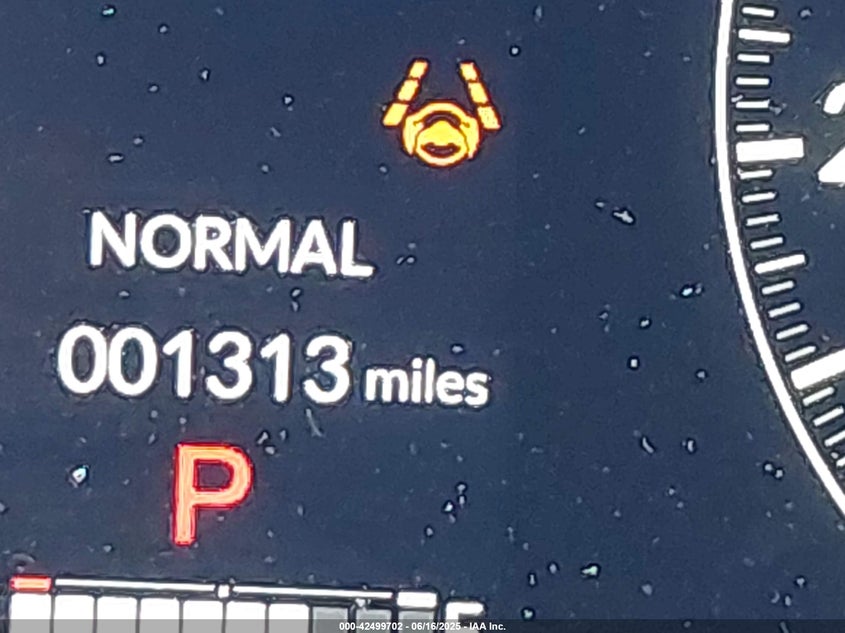 2025 Honda Hr-V Awd Lx VIN: 3CZRZ2H32SM762988 Lot: 42499702