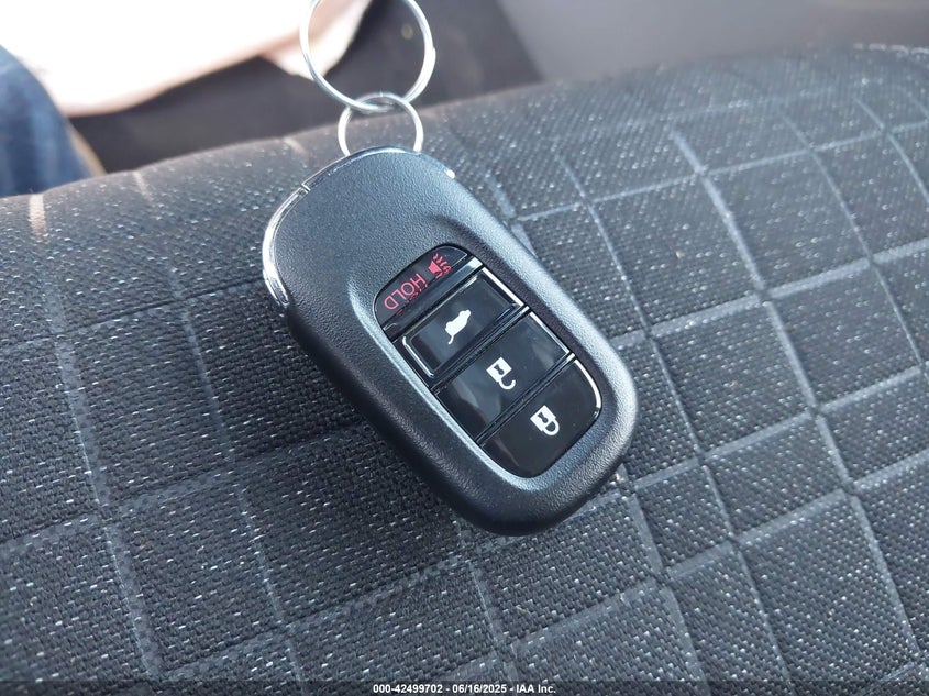 2025 Honda Hr-V Awd Lx VIN: 3CZRZ2H32SM762988 Lot: 42499702