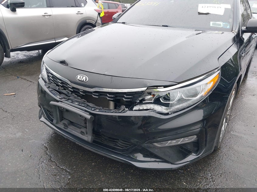 2019 KIA OPTIMA VIN: 5XXGV4L28KG306871