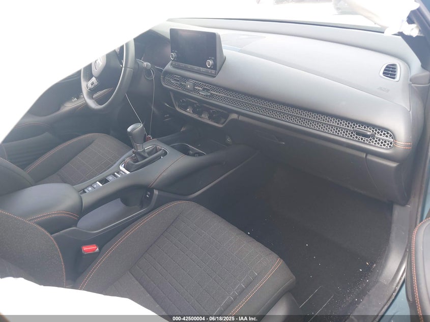 2024 HONDA HR-V 2WD SPORT/2WD SPORT W/O BSI - 3CZRZ1H56RM717803